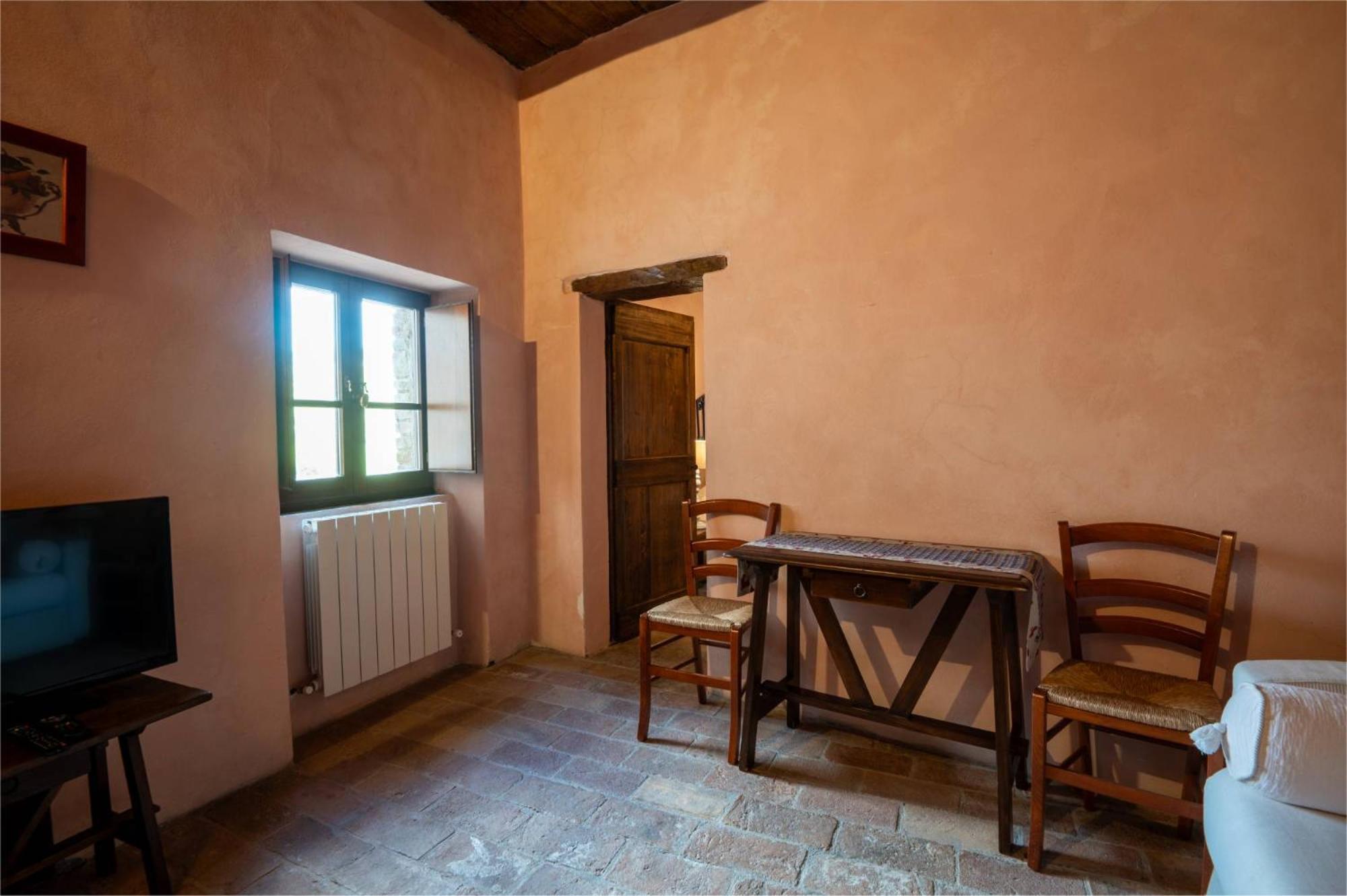 Castello Valenzino Bed and Breakfast Antognola Εξωτερικό φωτογραφία