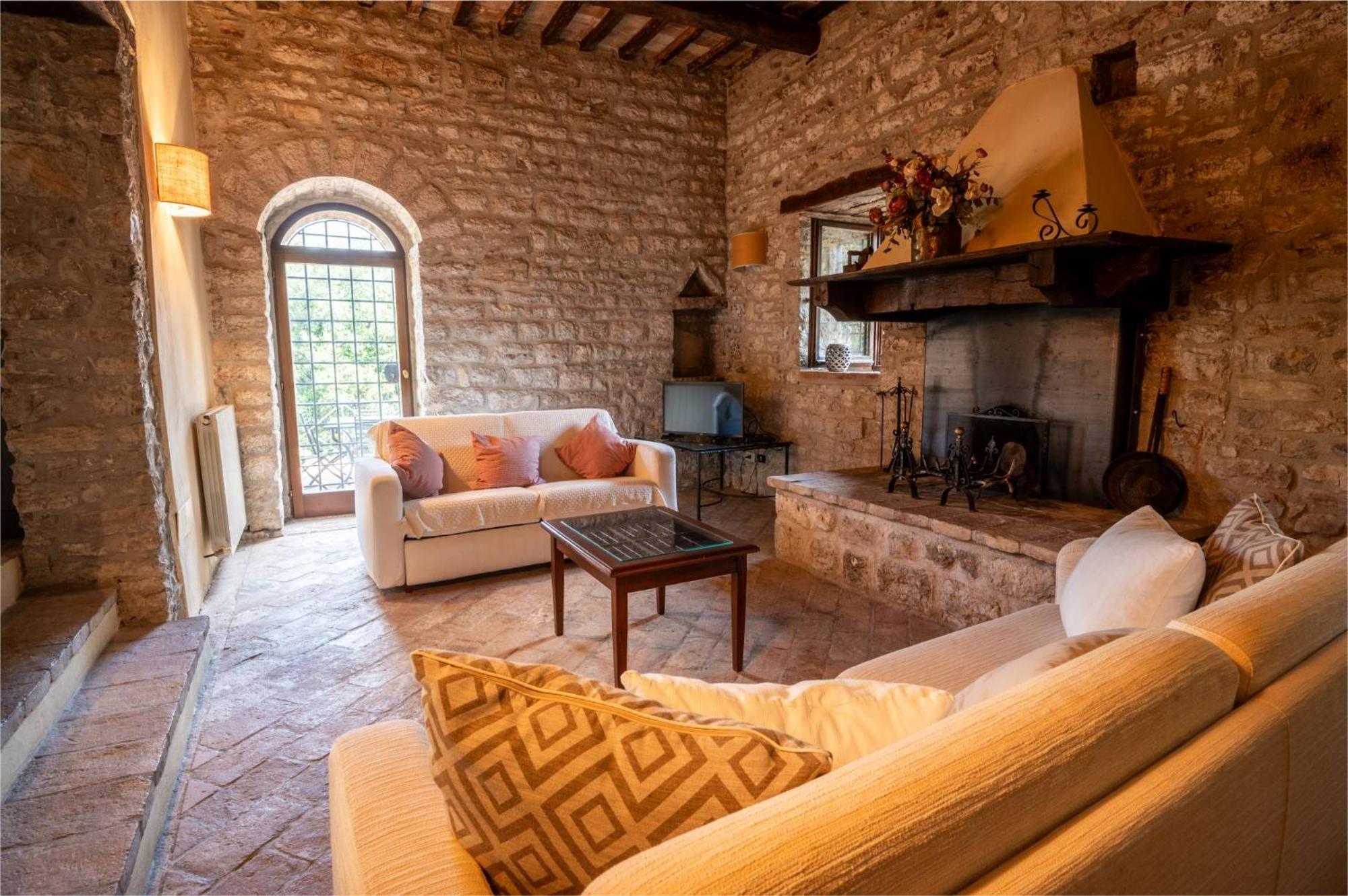 Castello Valenzino Bed and Breakfast Antognola Εξωτερικό φωτογραφία