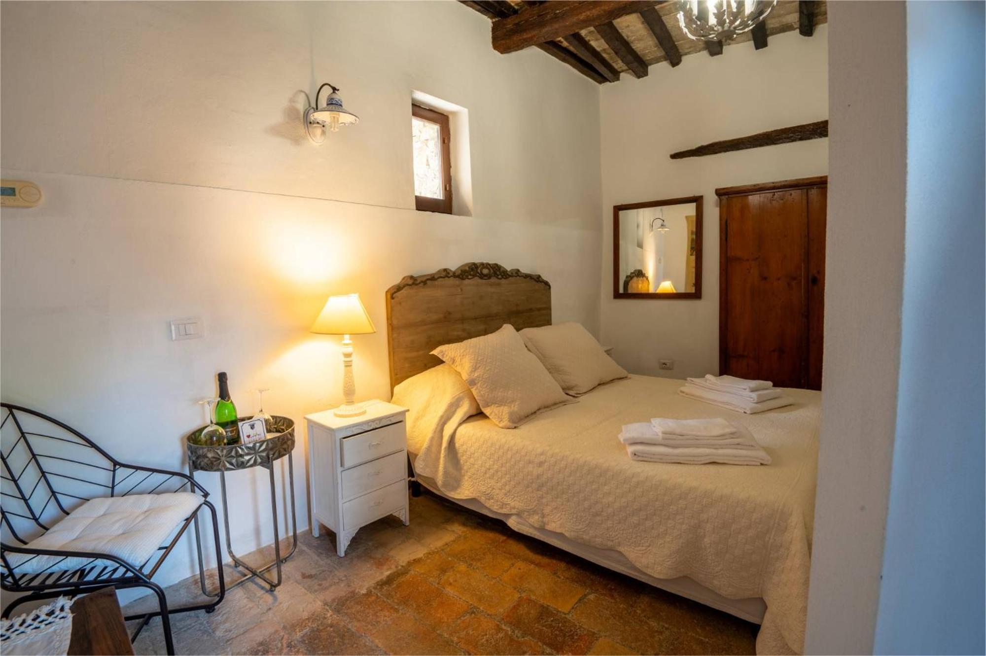 Castello Valenzino Bed and Breakfast Antognola Εξωτερικό φωτογραφία