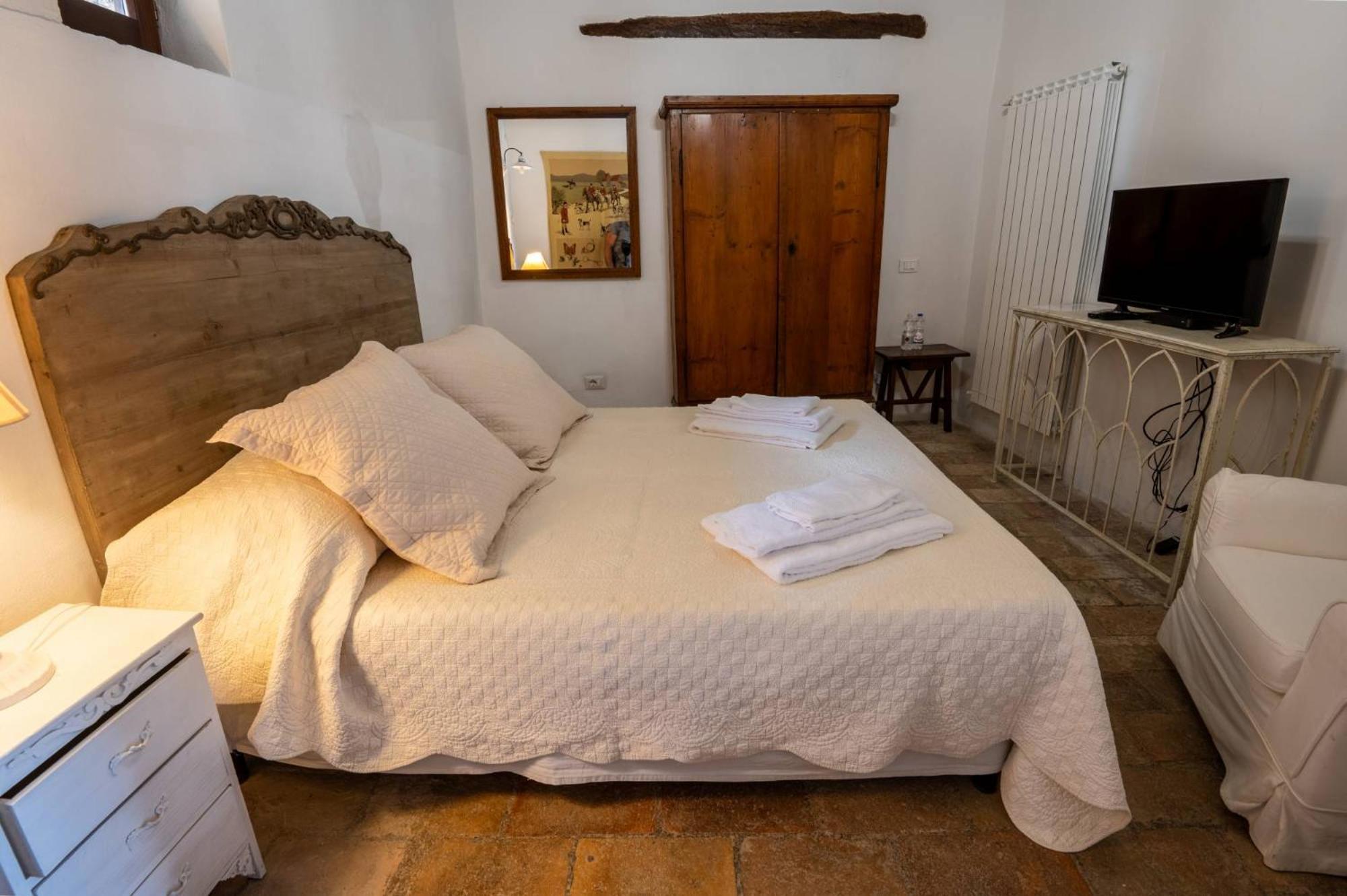 Castello Valenzino Bed and Breakfast Antognola Εξωτερικό φωτογραφία