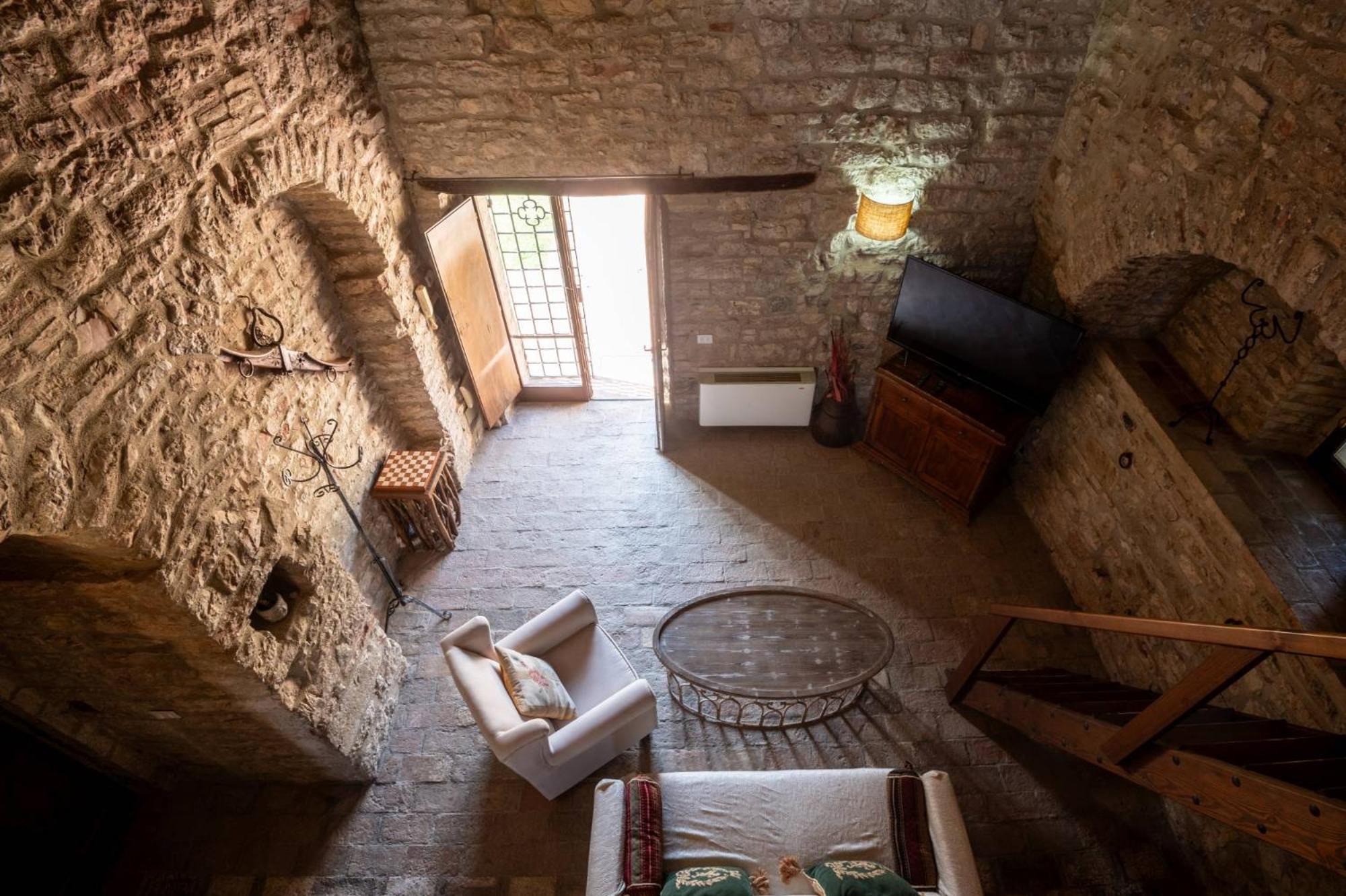 Castello Valenzino Bed and Breakfast Antognola Εξωτερικό φωτογραφία
